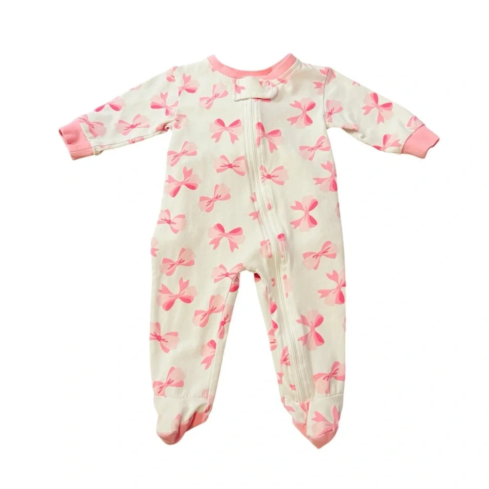 Classic Whimsy Pink Bow Print Footed One-Piece Size 6 Months